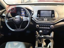 نيسان ألتيما